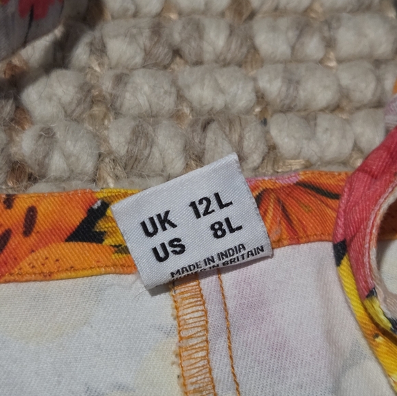 Lucy & Yak Floral Overalls Size 8L - Picture 4 of 9